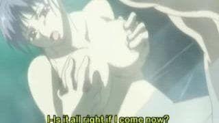 Une femme avec des formes qui s’occupent d’un gros chinko