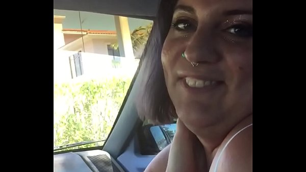 Nympho BBW Paris gives me an awesome blowjob!