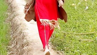 First time mujhe kheton ma choda Meri phudi ma lun dal dya