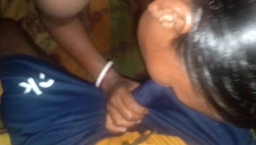 Subah ke samay bhabhi Aakar land ragadane Laga